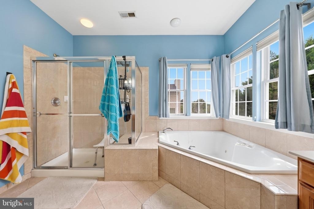 3852 Glasgow Way - Photo 24