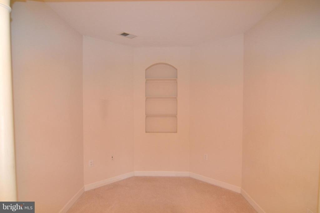 600 Edelen Station Place - Photo 2