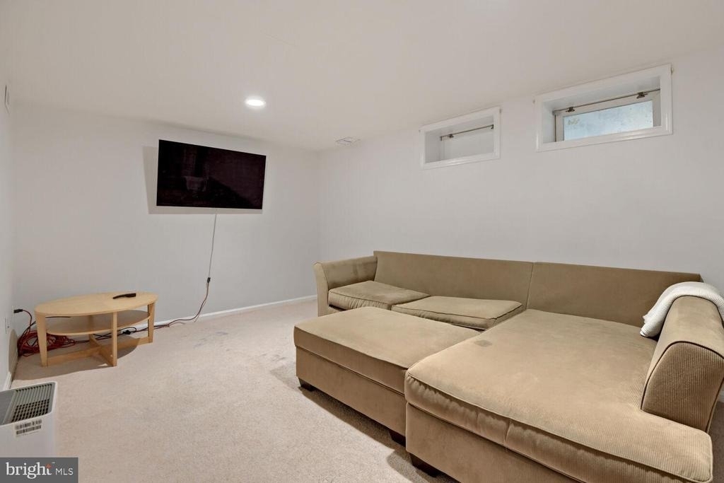 26 White Pine Court - Photo 4