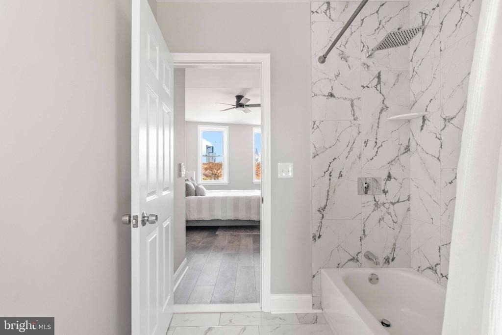829 W Barre Street - Photo 21
