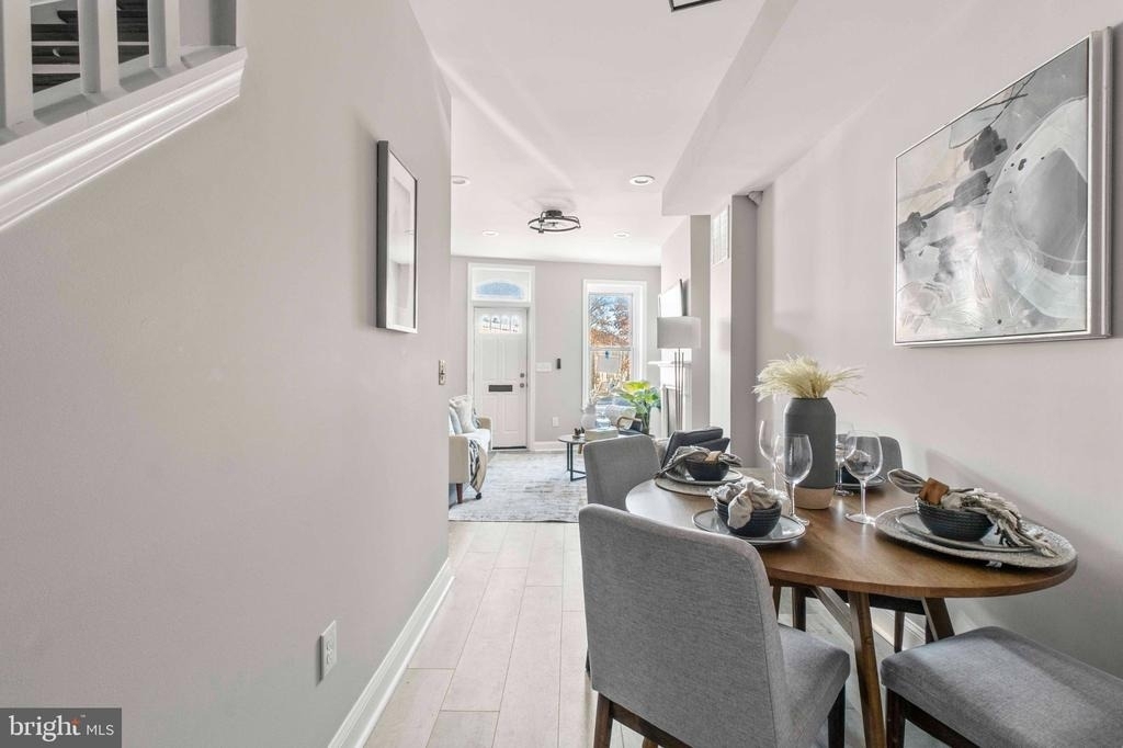 829 W Barre Street - Photo 8