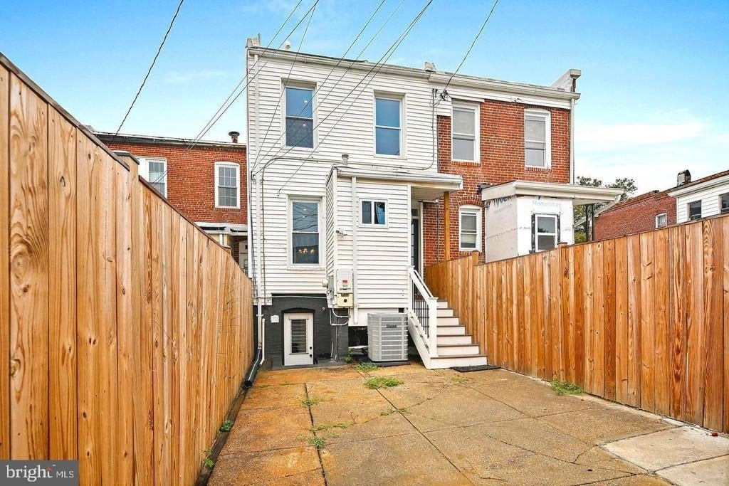 1327 W 42nd Street - Photo 30