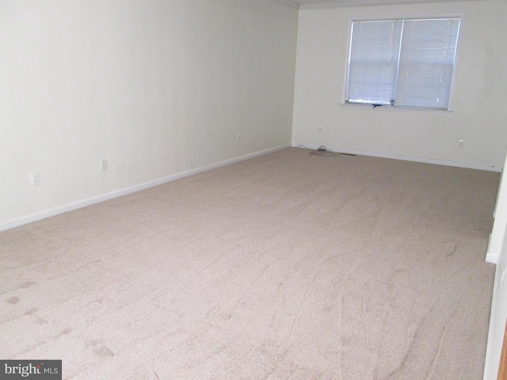 1300 Treasure Dr. - Photo 10