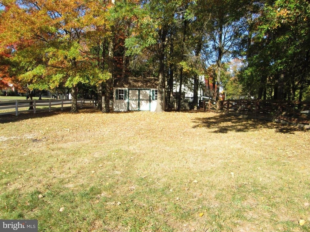 1300 Treasure Dr. - Photo 25