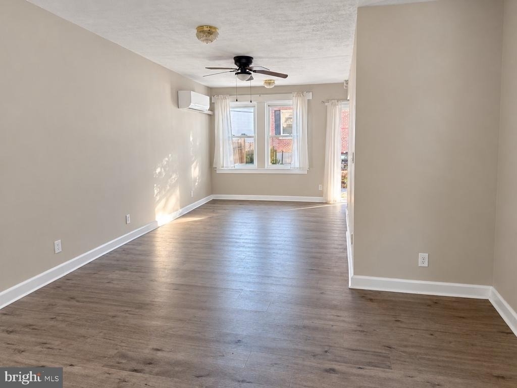 1718 14th Street - Photo 2