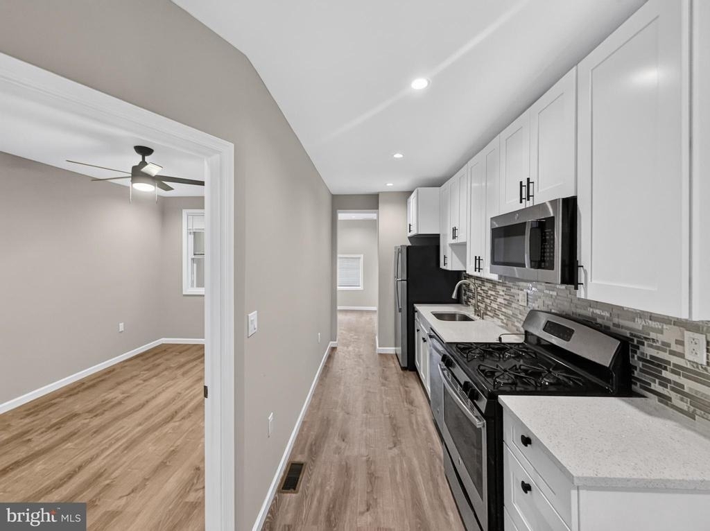 208 21st Street Ne - Photo 0