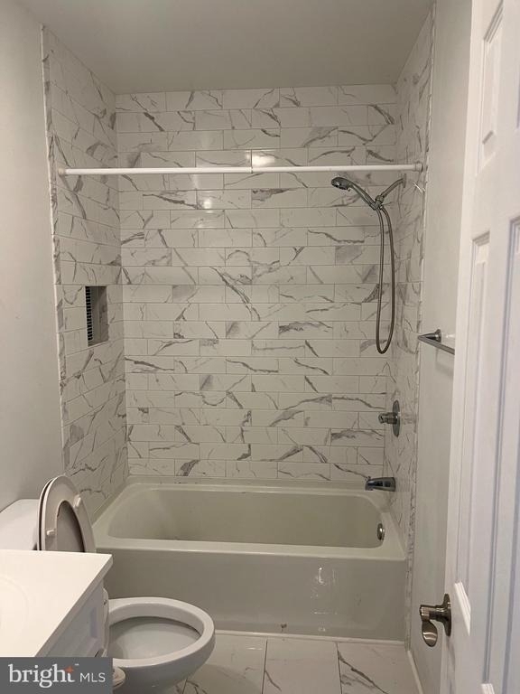 208 21st Street Ne - Photo 11