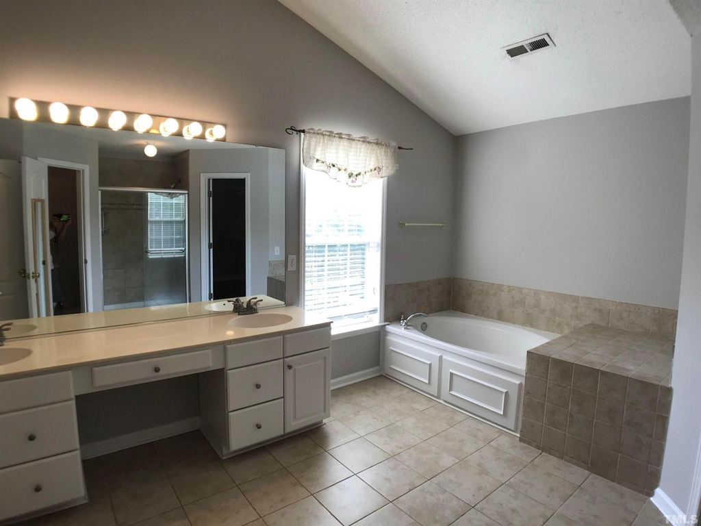 114 Hidden Rock Court - Photo 15