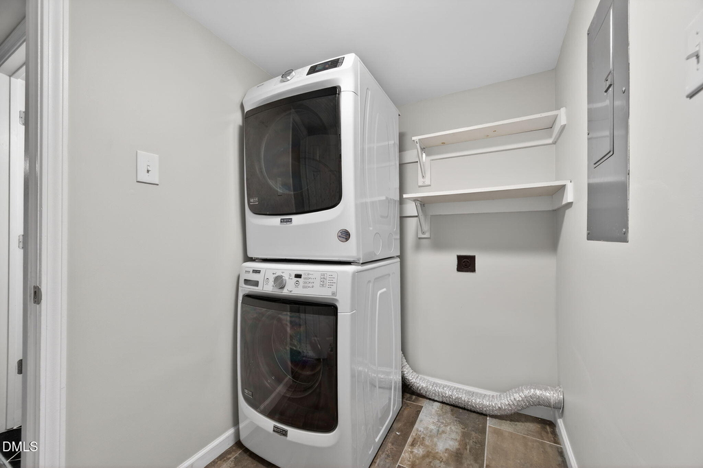 1112 Stonehedge Avenue - Photo 32