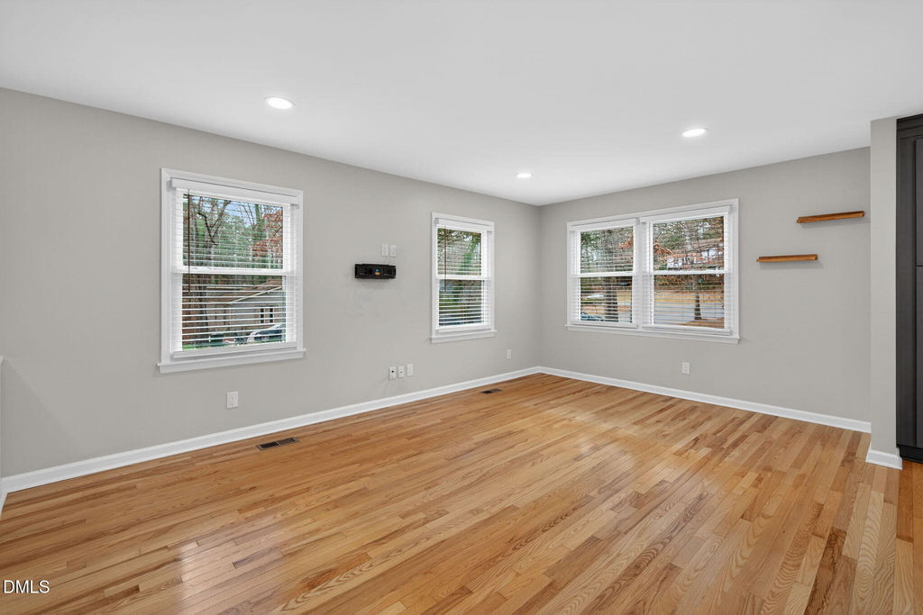 1112 Stonehedge Avenue - Photo 1