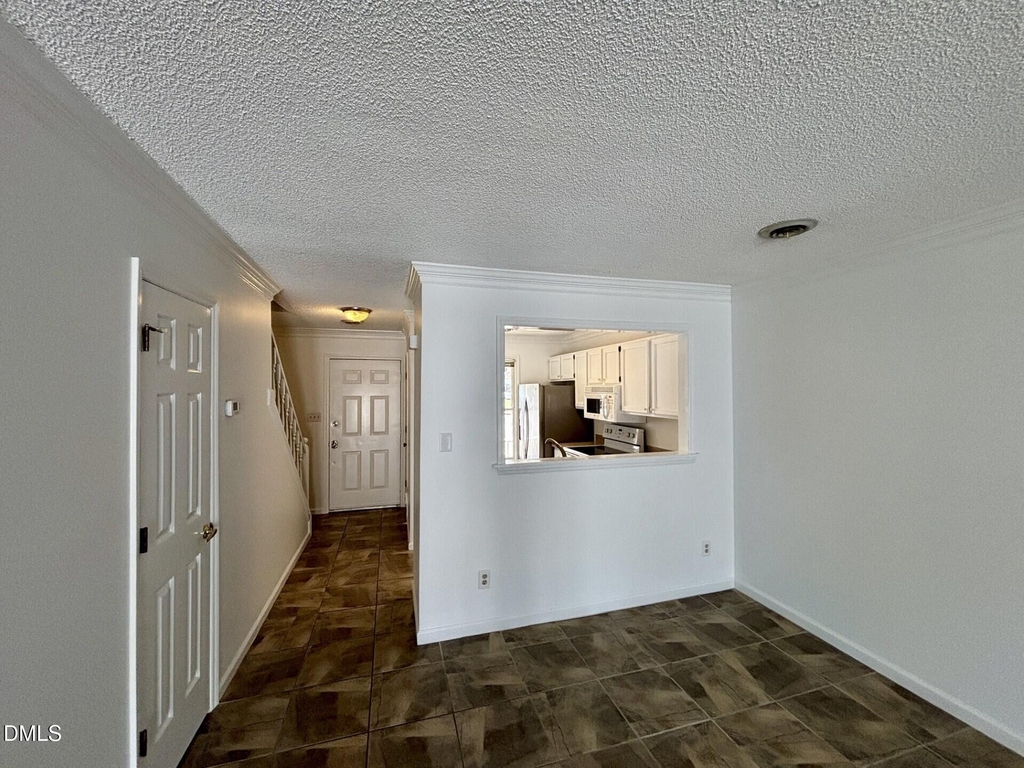 1446 Cimarron Parkway - Photo 4