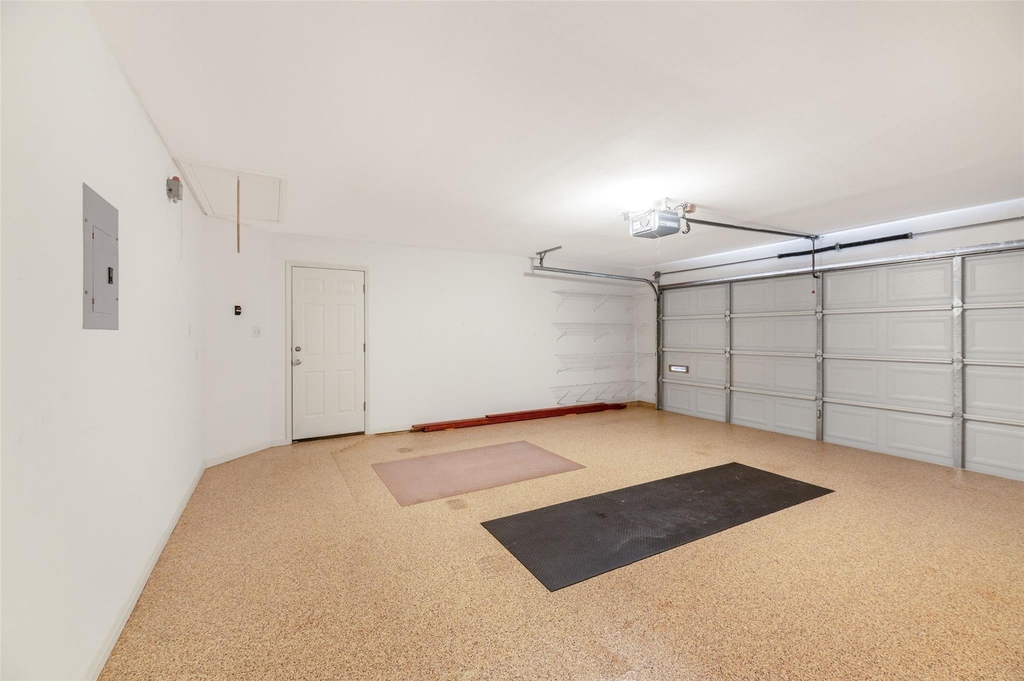 1621 Maggie Mayes St - Photo 36