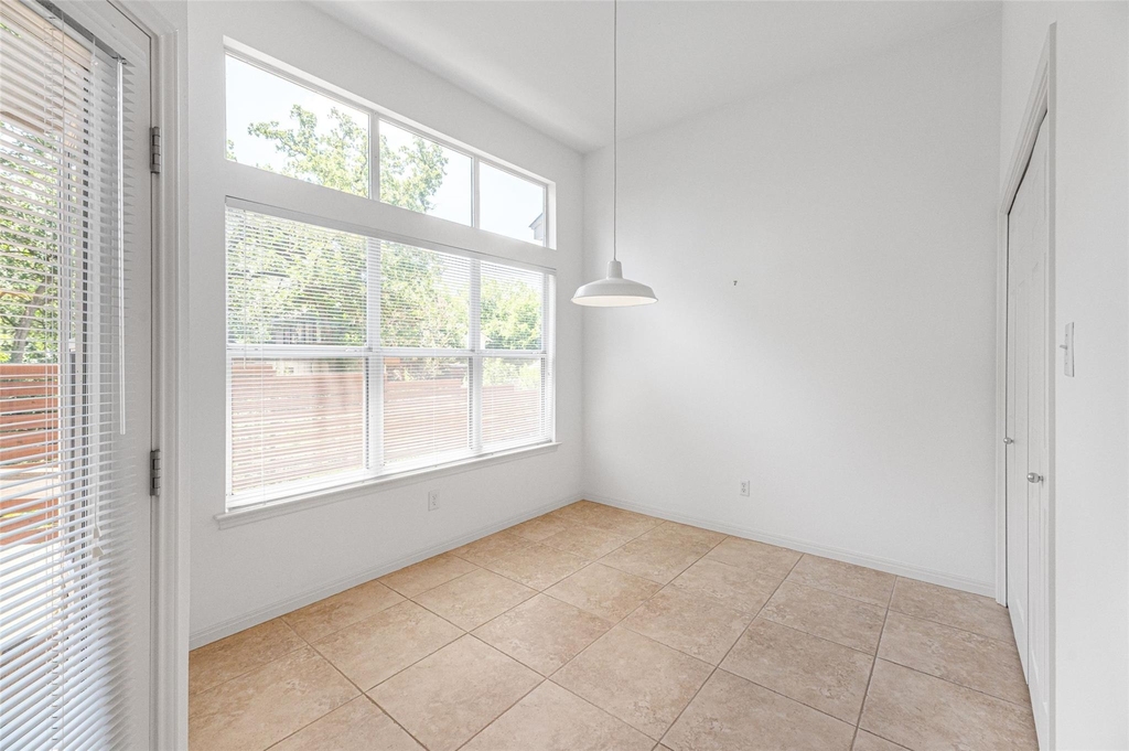 1621 Maggie Mayes St - Photo 19