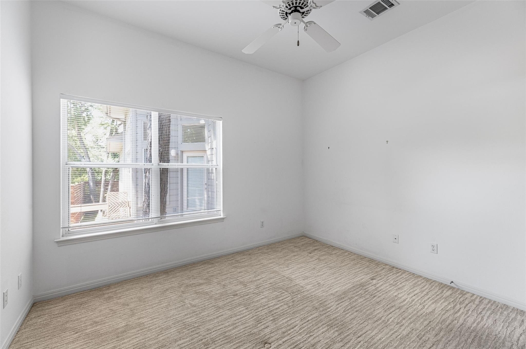 1621 Maggie Mayes St - Photo 6