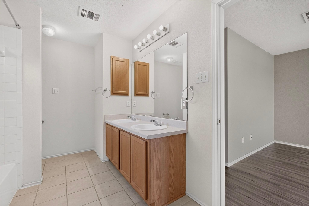 13528 Briarcreek Loop - Photo 18
