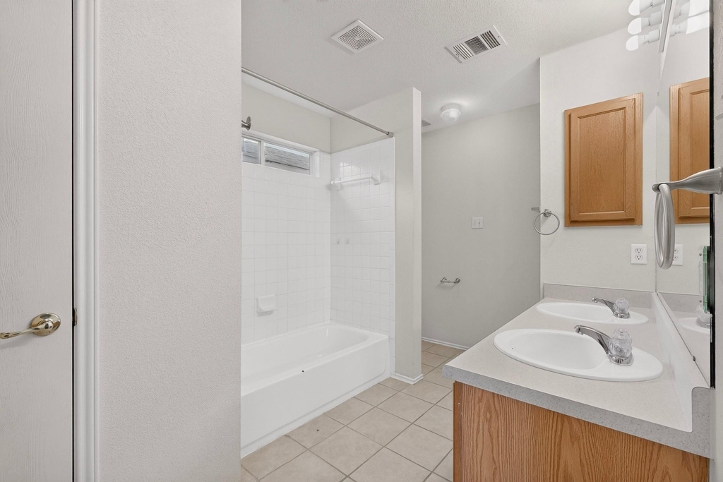 13528 Briarcreek Loop - Photo 20