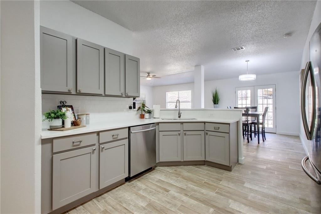 1502 Mayapple St - Photo 10