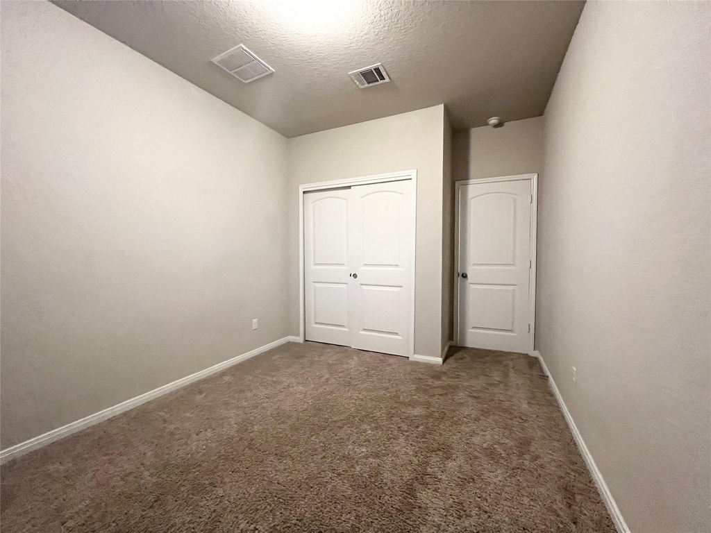 105 Naset Dr - Photo 21
