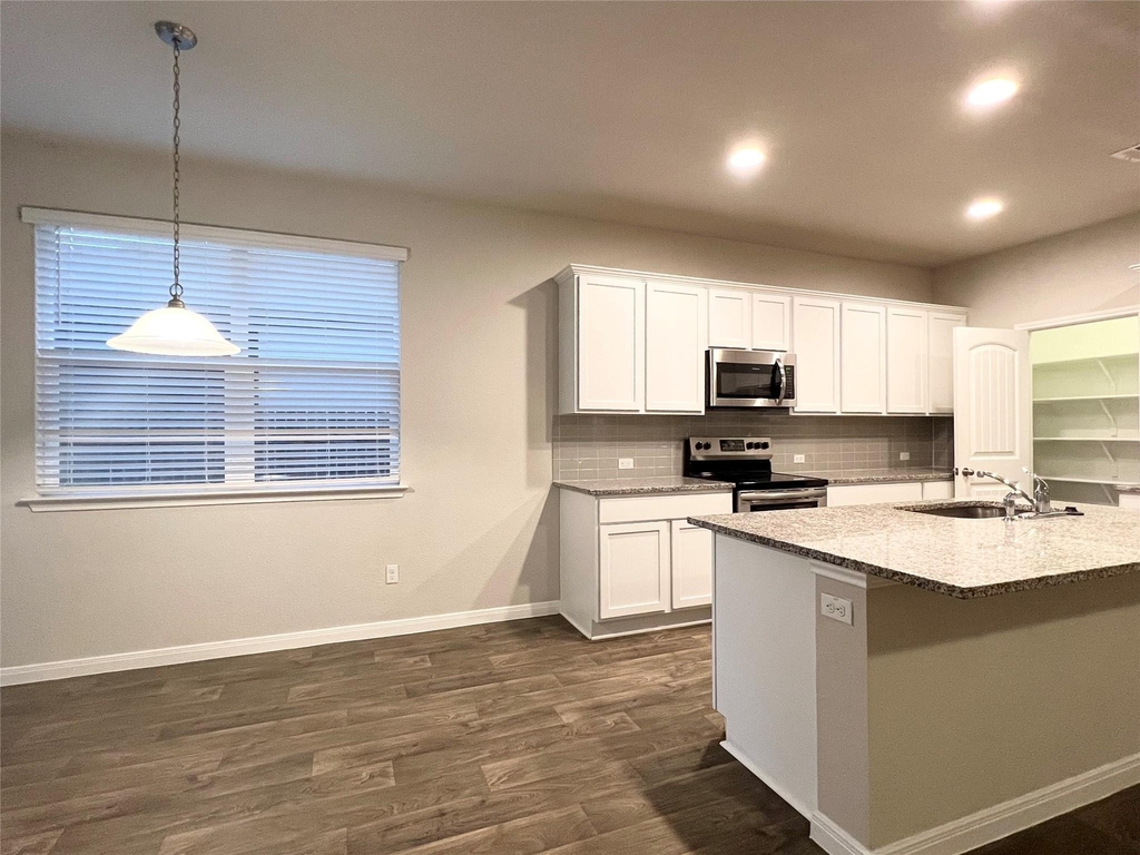 105 Naset Dr - Photo 16