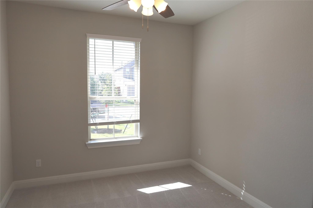 169 Isabella Way - Photo 12