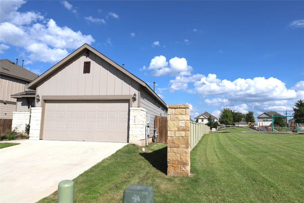 169 Isabella Way - Photo 1