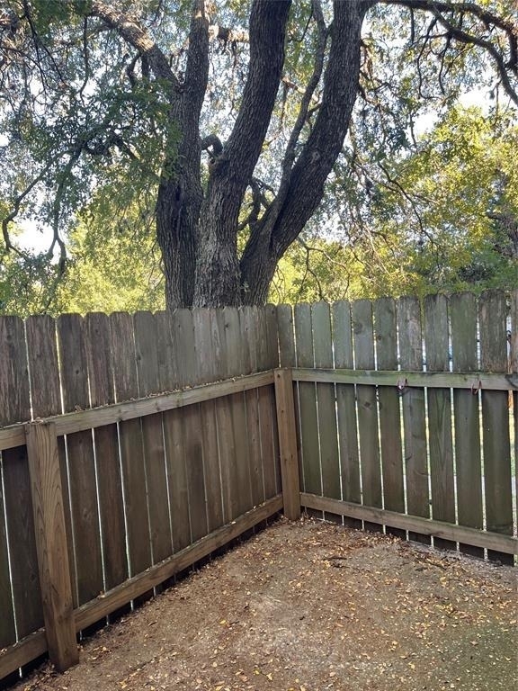 2304 Barton Village Cir - Photo 9