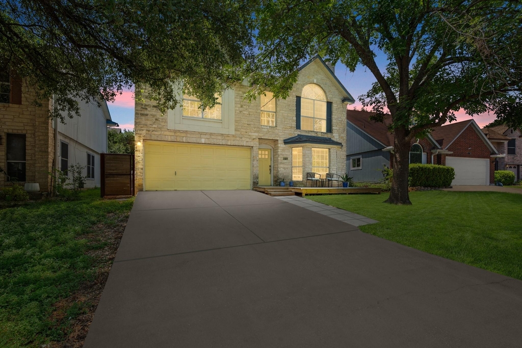 8715 Dandelion Trl - Photo 19