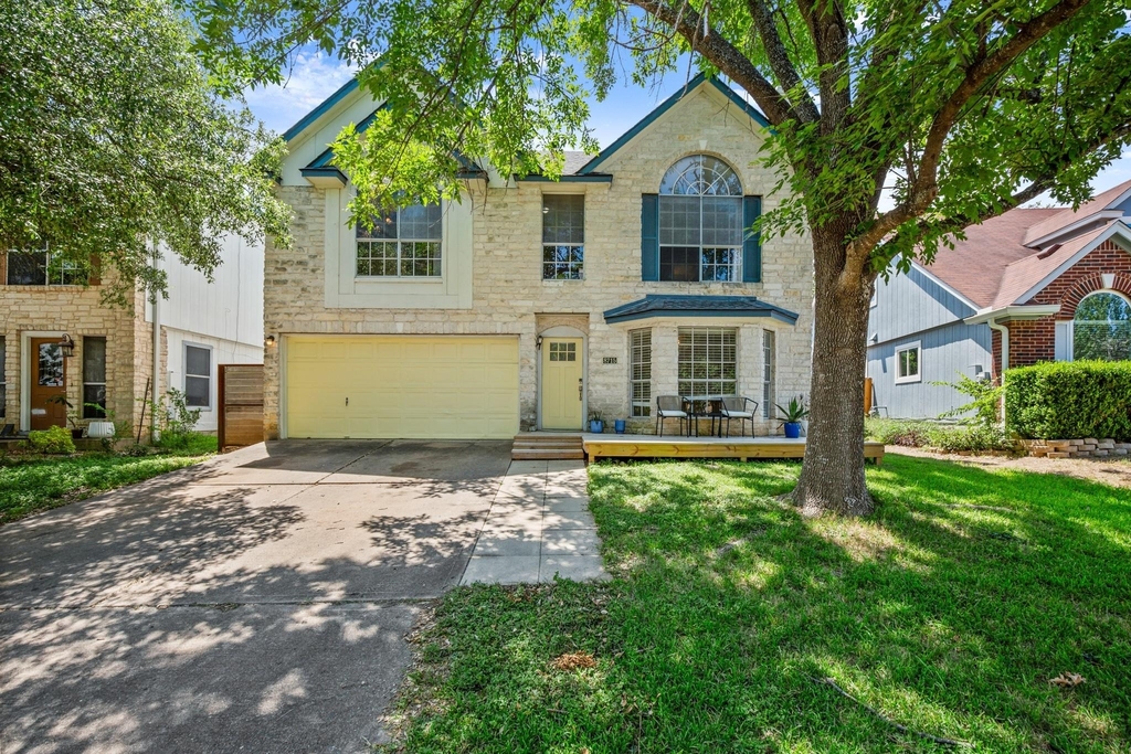 8715 Dandelion Trl - Photo 18