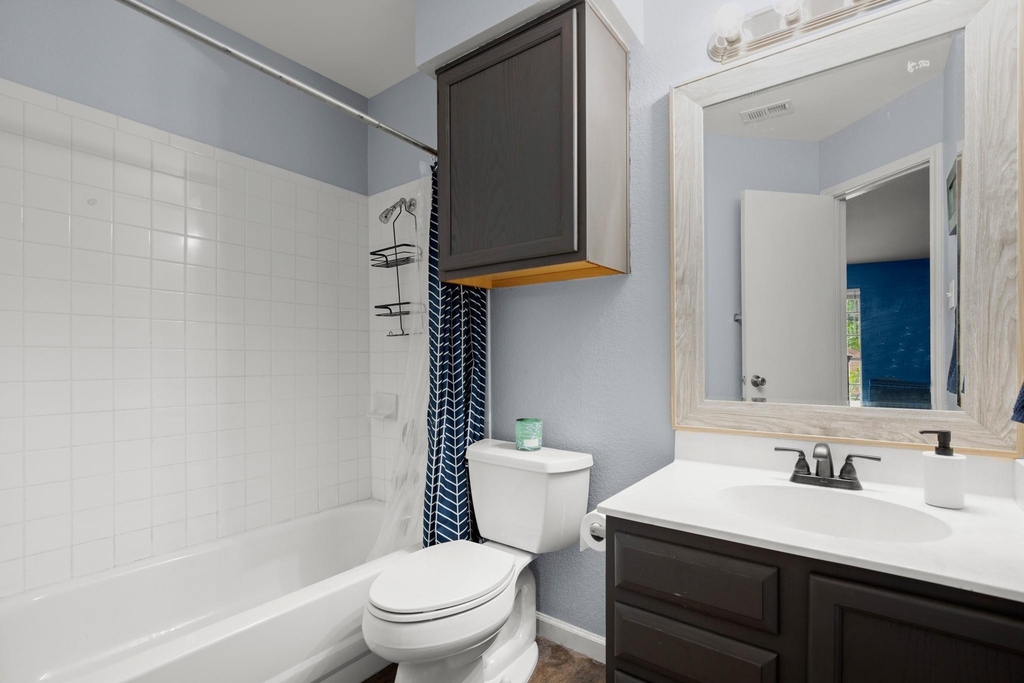 8715 Dandelion Trl - Photo 9