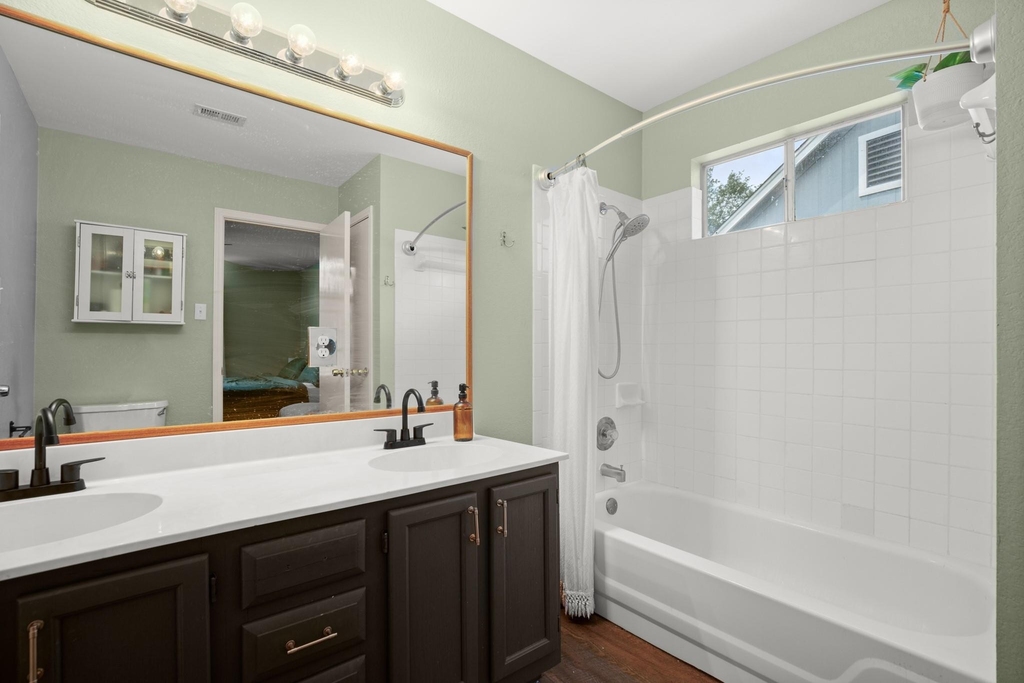 8715 Dandelion Trl - Photo 13
