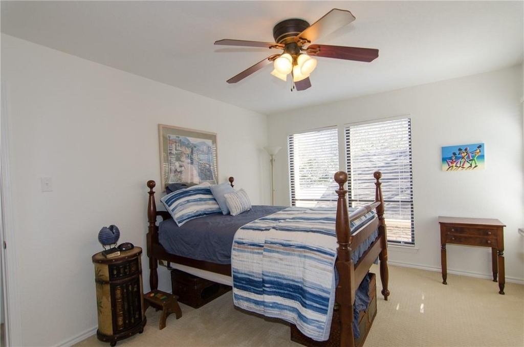 1353 Lost Creek Blvd - Photo 22
