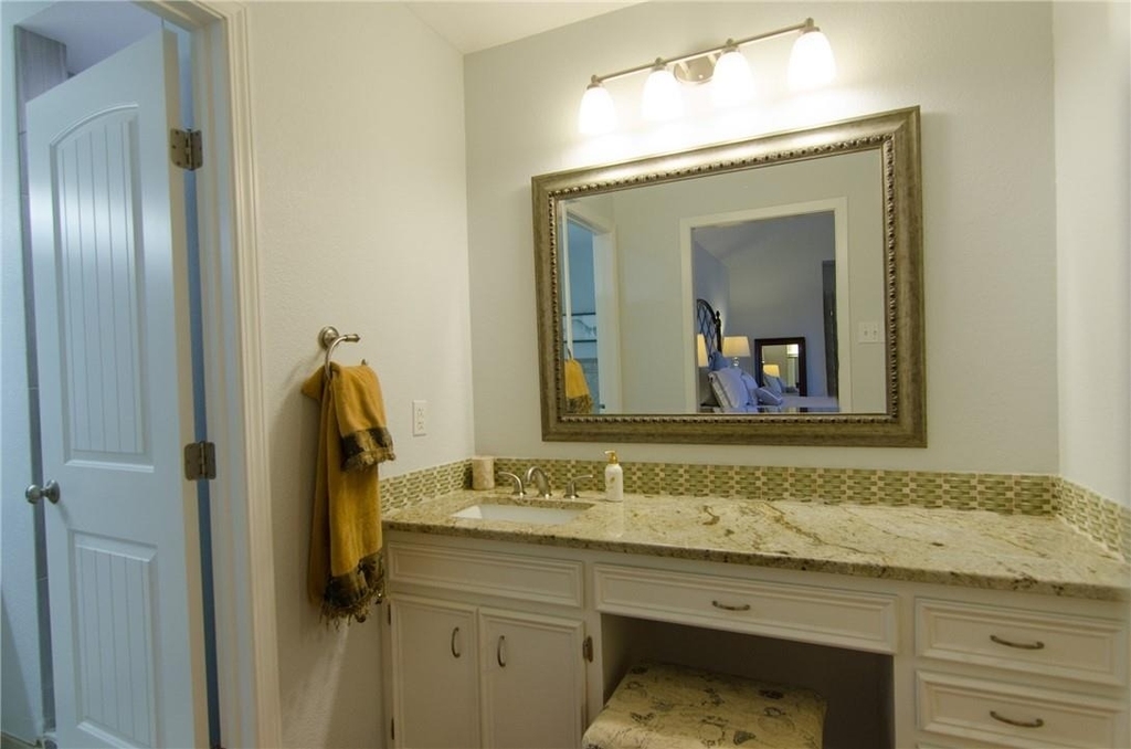 1353 Lost Creek Blvd - Photo 16