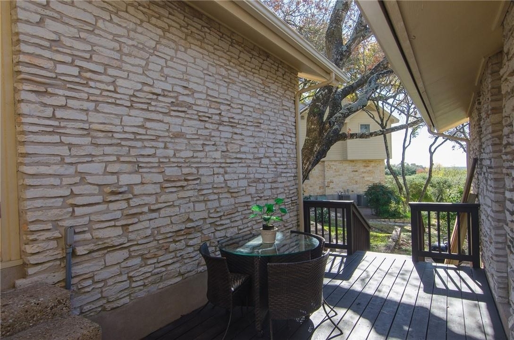 1353 Lost Creek Blvd - Photo 30
