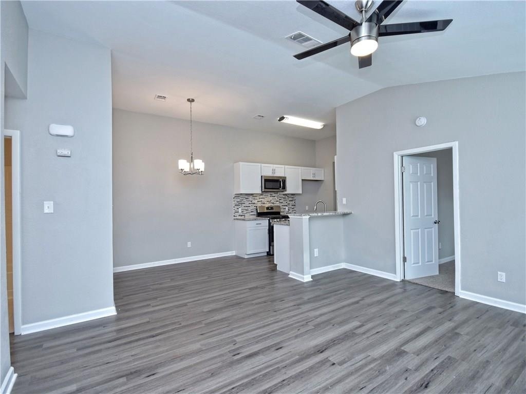 2302 Fuzz Fairway - Photo 0