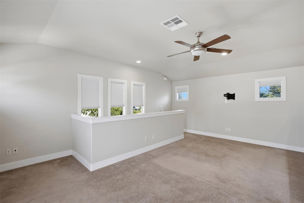 1315 W Anderson Ln - Photo 10