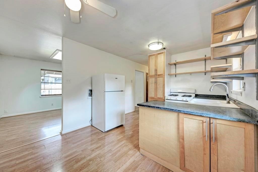 1805 Mohle Dr - Photo 8