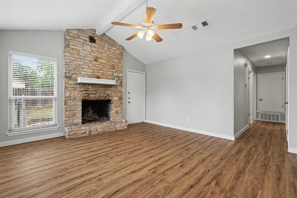 802 Ranch Rd - Photo 6