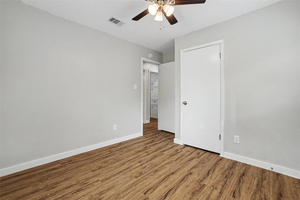 802 Ranch Rd - Photo 13