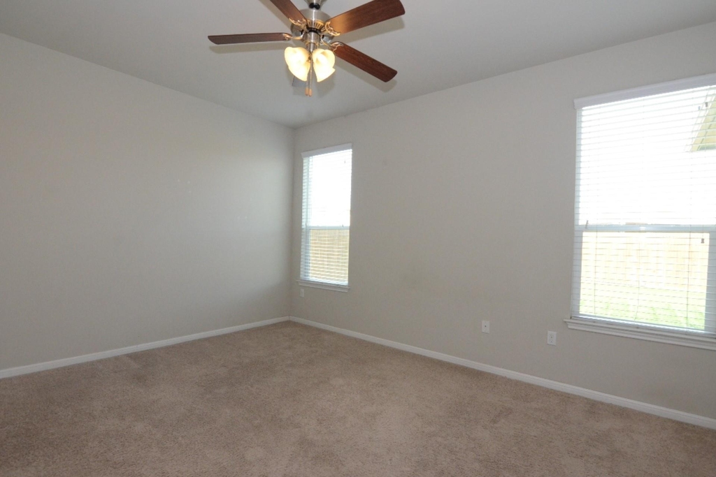 360 Purple Martin Ave - Photo 11