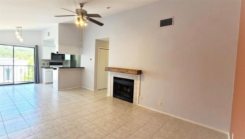 106 E 30th St - Photo 1