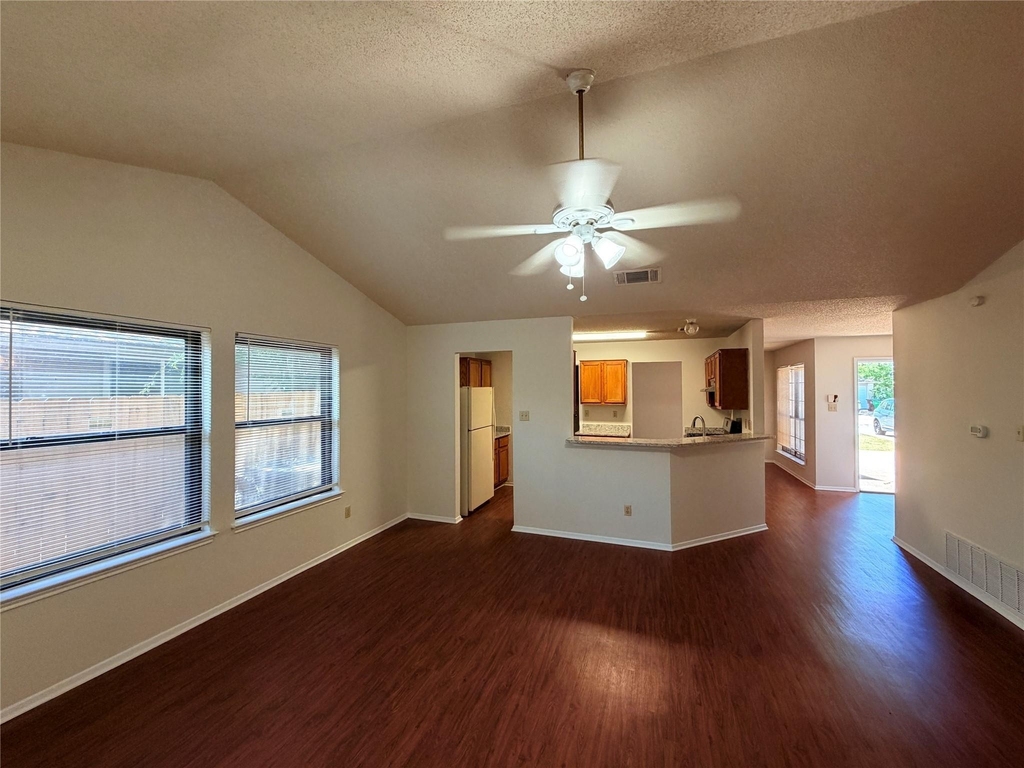 2013 James Pl - Photo 6