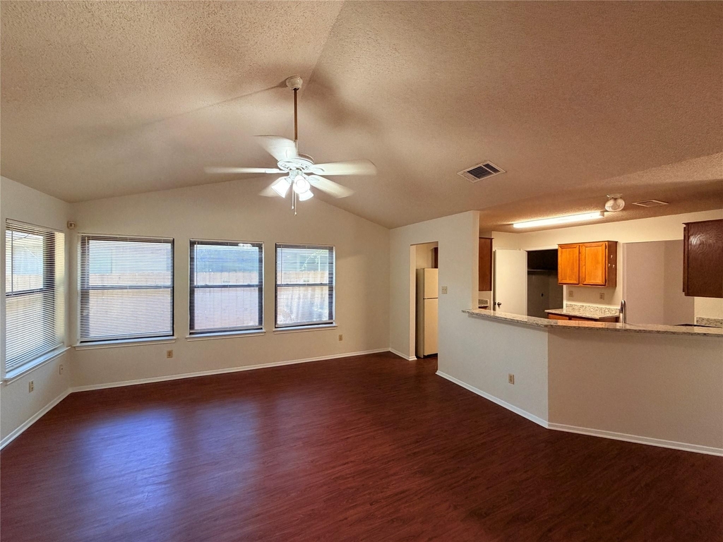 2013 James Pl - Photo 3