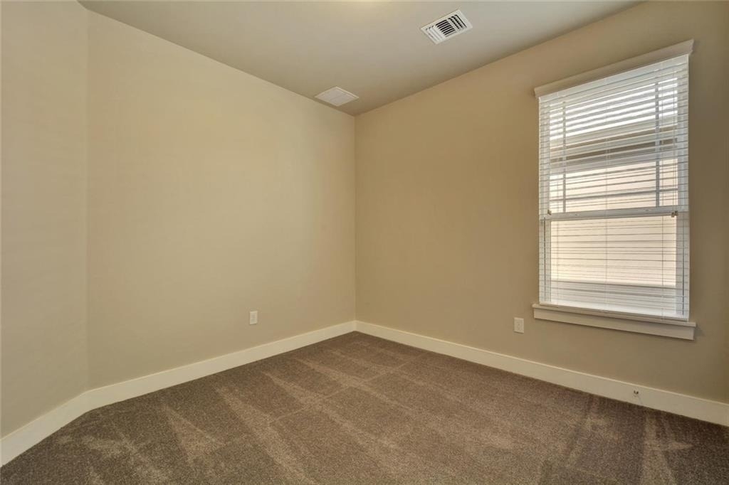 900 Banyon St - Photo 16