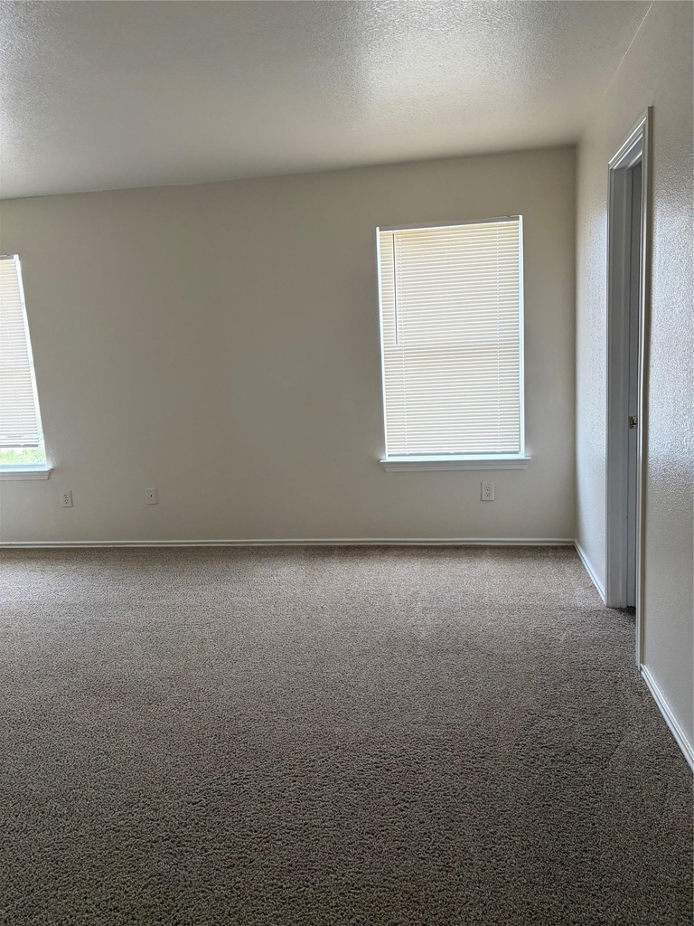 11805 Stoney Meadow Dr - Photo 5