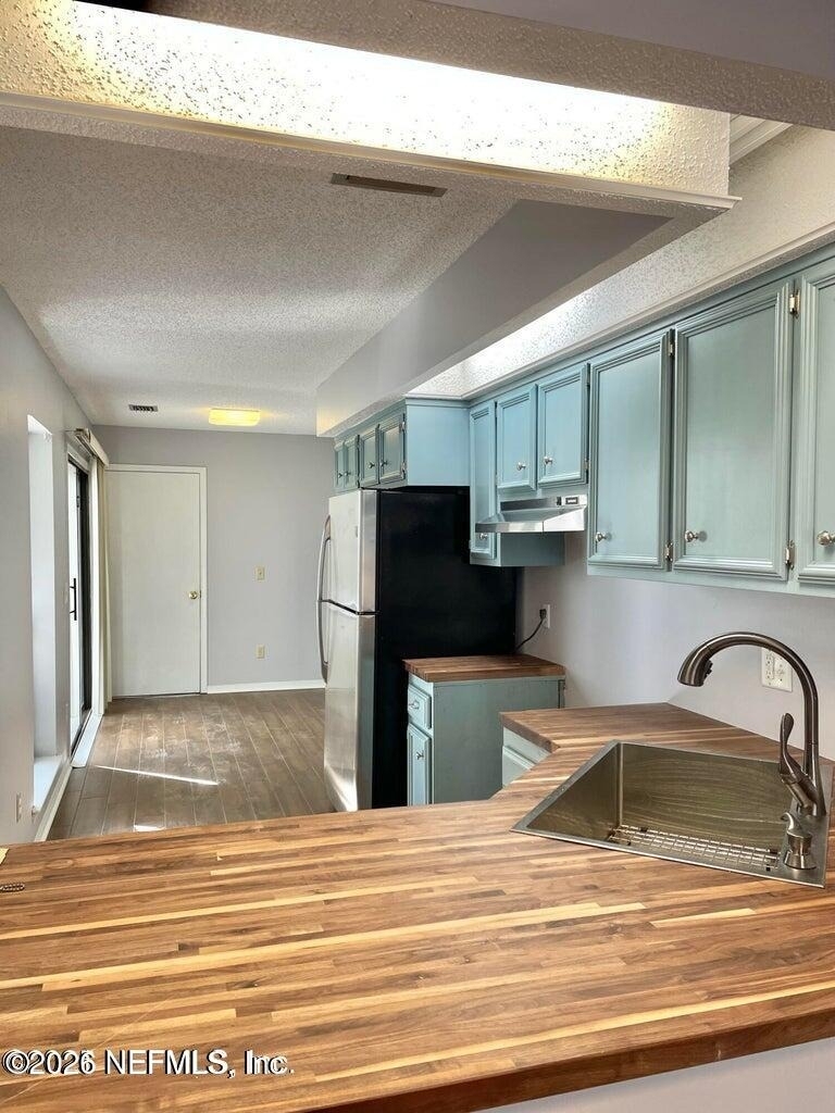 1185 Romaine Circle W - Photo 3