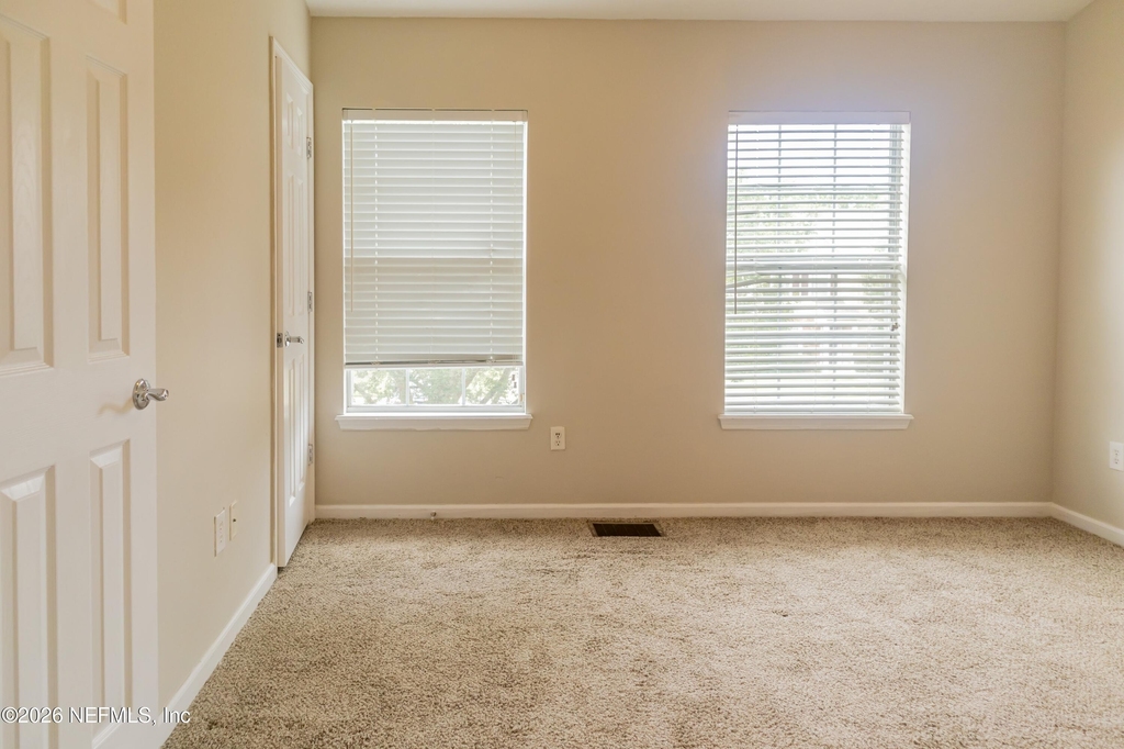 8144 Summerside Circle - Photo 8