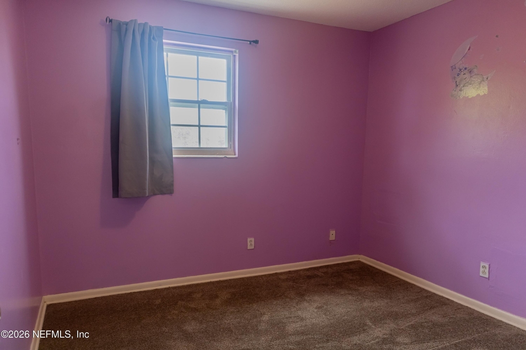 5039 Winchester Drive S - Photo 11