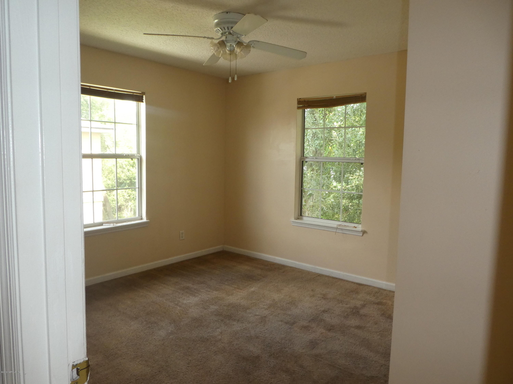 1017 Crestwood Street - Photo 23