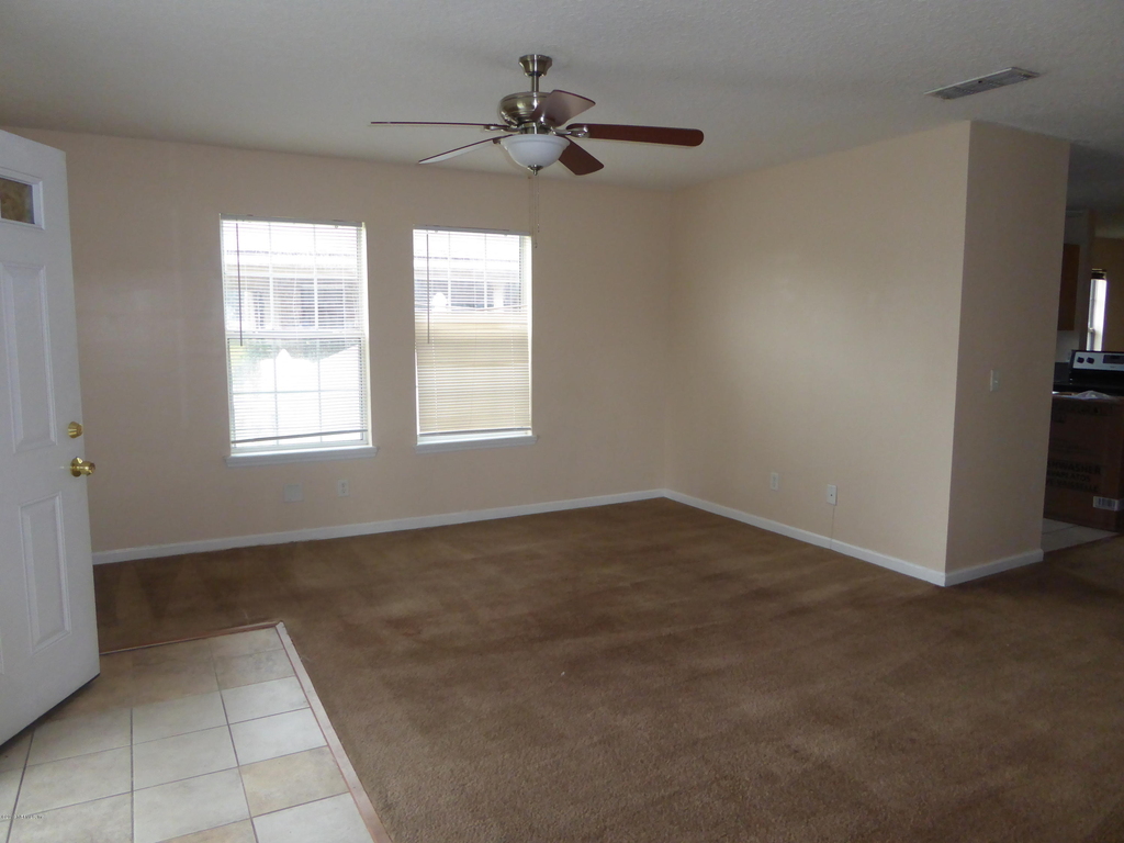 1017 Crestwood Street - Photo 11