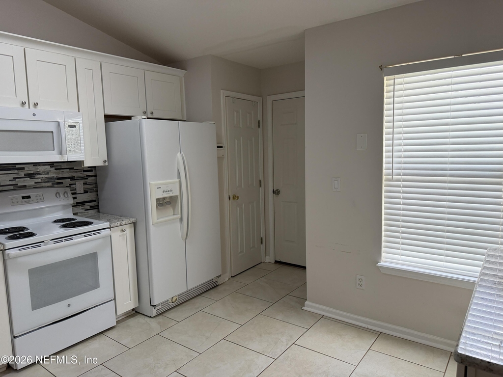 1508 Irishwood Court - Photo 4